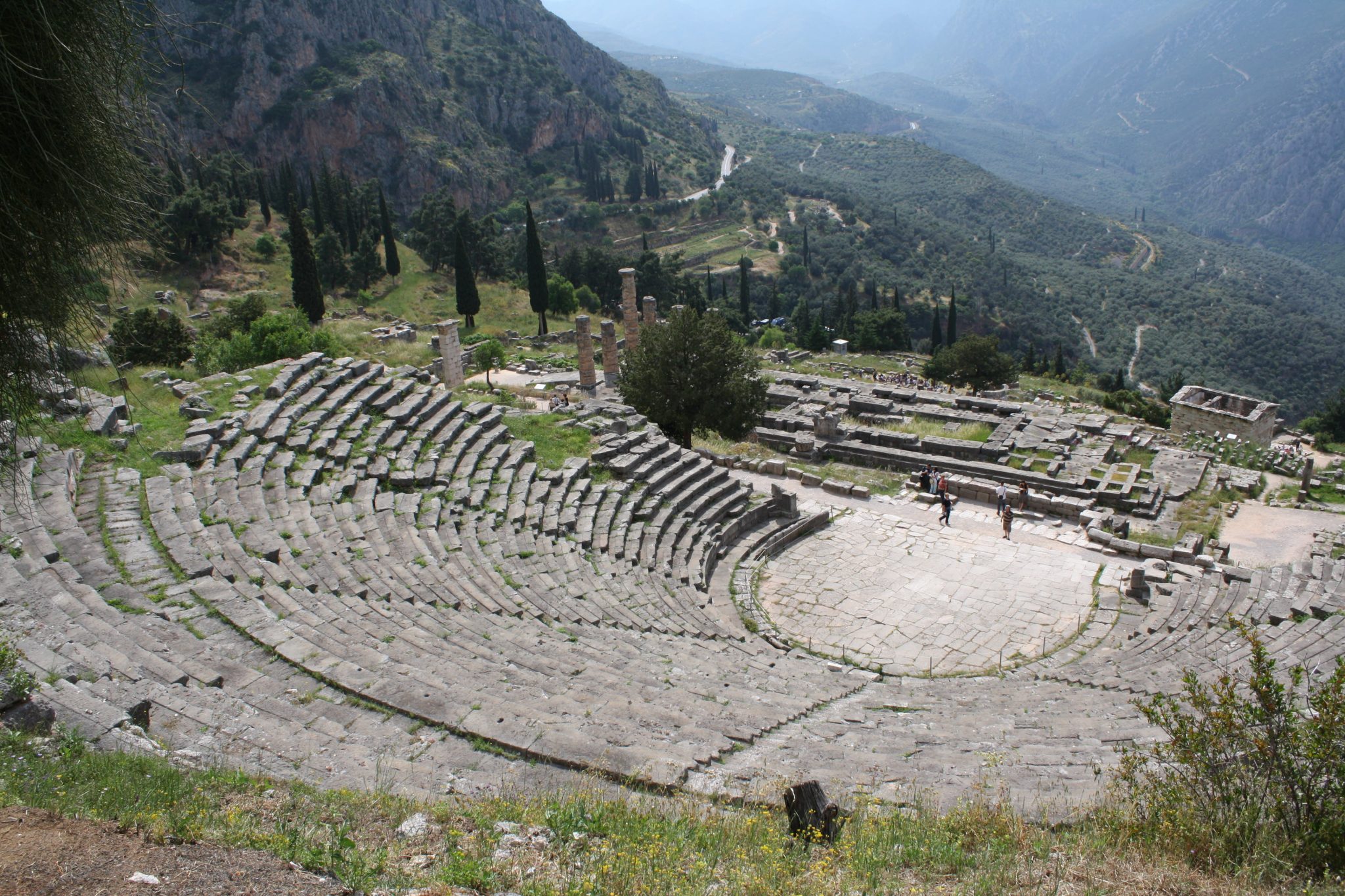 Delphi Meteora Tours by Best Athens Tours